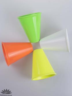Colored shaker cups